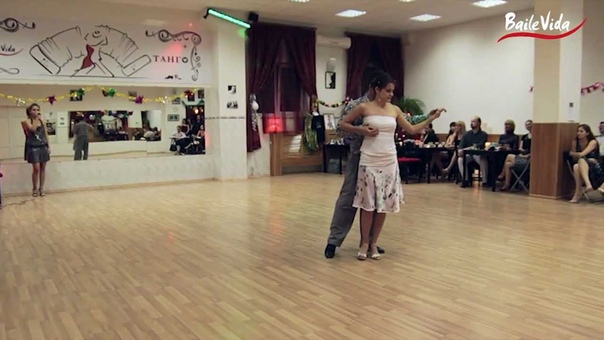 Konstantin Kumi Anna Kirichenko, Je