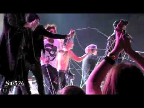 Adam Lambert Says Farewell to Allison