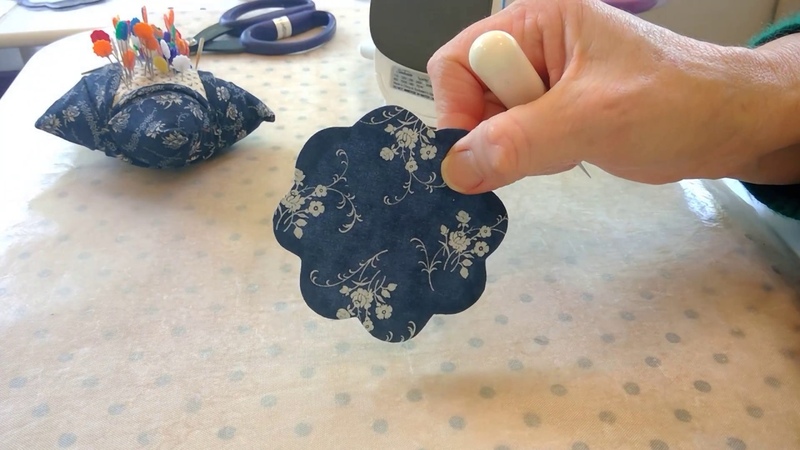 Applique Flowers turning edges using Freezer paper