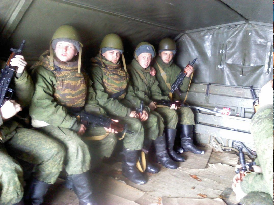 Иван Петров | Nahuin