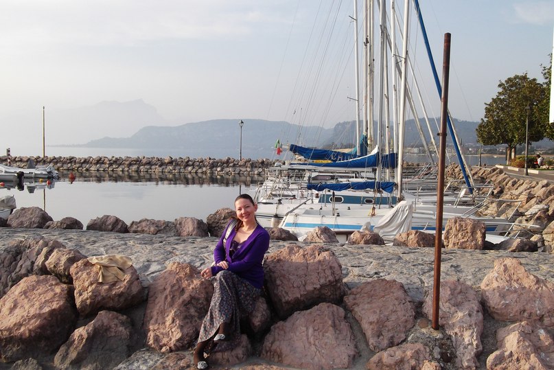 Elena Rösemeier | London