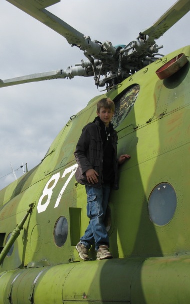 №19, Женя Сирош №19, Женя Сирош