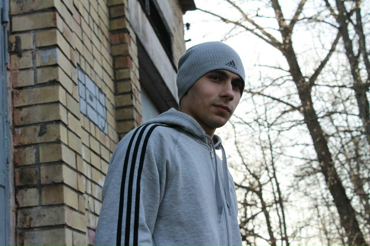 Сергей Чаки (((Шахтёр,прячется от дождика))) | Калининград