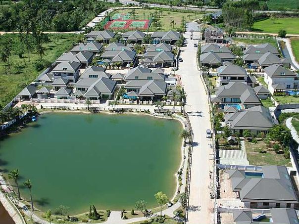 Русский поселок Baan Dusit в Паттайе