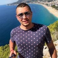 Влад Ушаков