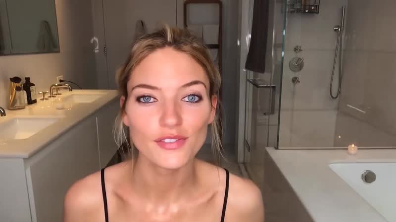Beauty Tutorial Smudgy Eye Secret by Martha