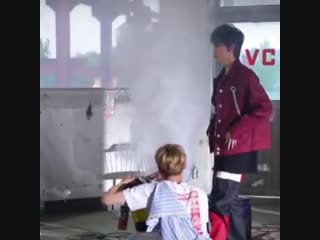 lucente_uy_Bt2dfCmluEU.mp4