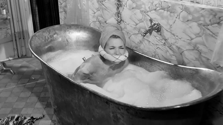 Ces dames sen mêlent (1965) maid, Patricia Viterbo, Carla