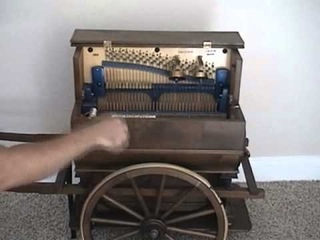 Hurdy Gurdy Barrel Organ Sample (Crank Organ, Monkey Organ etc)