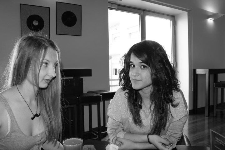 Julliette Burns | Pombal