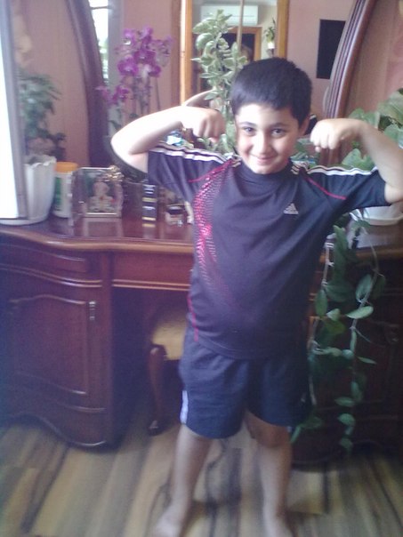 №24, Арсен Есаян, 28 лет, Днепр (Днепропетровск) №24, Арсен Есаян, 28 лет, Днепр (Днепропетровск)