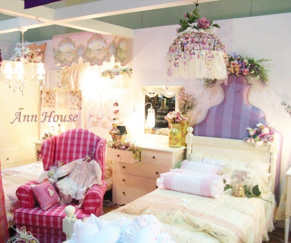 Eleanoria Djur | Philadelphia