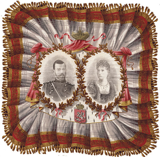 Ходынка. Москва, 30 мая 1896 года. 26 мая 1896 года Николай II официально примерил царскую корону, а четырьмя днями позже затеял народный пир. Местом для гуляний выбрали Ходынское поле, что на