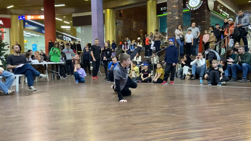 Видео от BREAKING