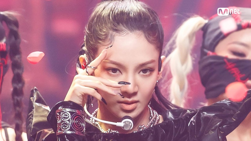 COMEBACK 퍼포먼스 퀸 효연( HYO)의 DEEP 무대, 엠카운트다운 , Mnet 220526