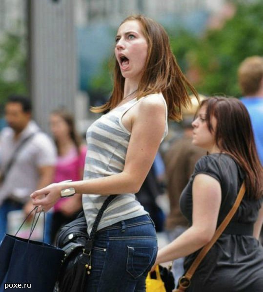 Cup banana plug. Просвечивающие шорты. Public plug. Public plug. Ветер и юбки.