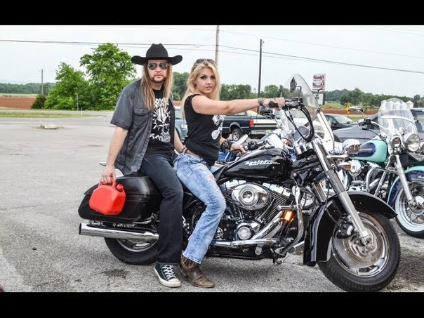 CHARLIE BONNET III aka CB3 Hillbilly Rock Star ( OFFICIAL VIDEO) Southern Rock, Classic